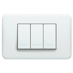 Vela Basic - Placca Bianco Classico 6M ( LEGRAND cod. 680549 )