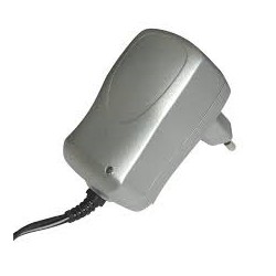 Alimentatore Multitensione Stab.7,2W 600Ma ( ARTELETA cod. 991.EUP )