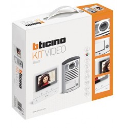 Kit Video Classe100 V16B Mono-Fam. + L2000 ( BTICINO cod. 364613 )