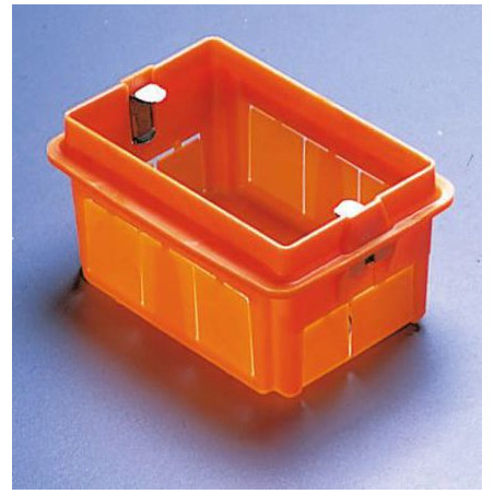 Scatola Posteriore 3 Posti Inserti Metallici ( GEWISS cod. GW24203 )